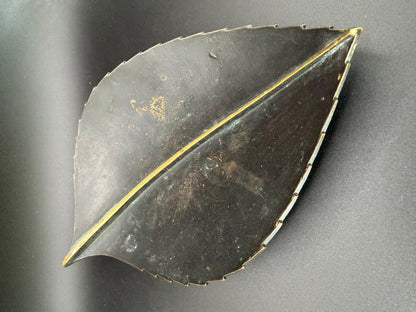 Frisman Vintage Leaf-shaped Brass Bowl With Dark Patina By Werkstätte Carl Auböck ca' 1960s