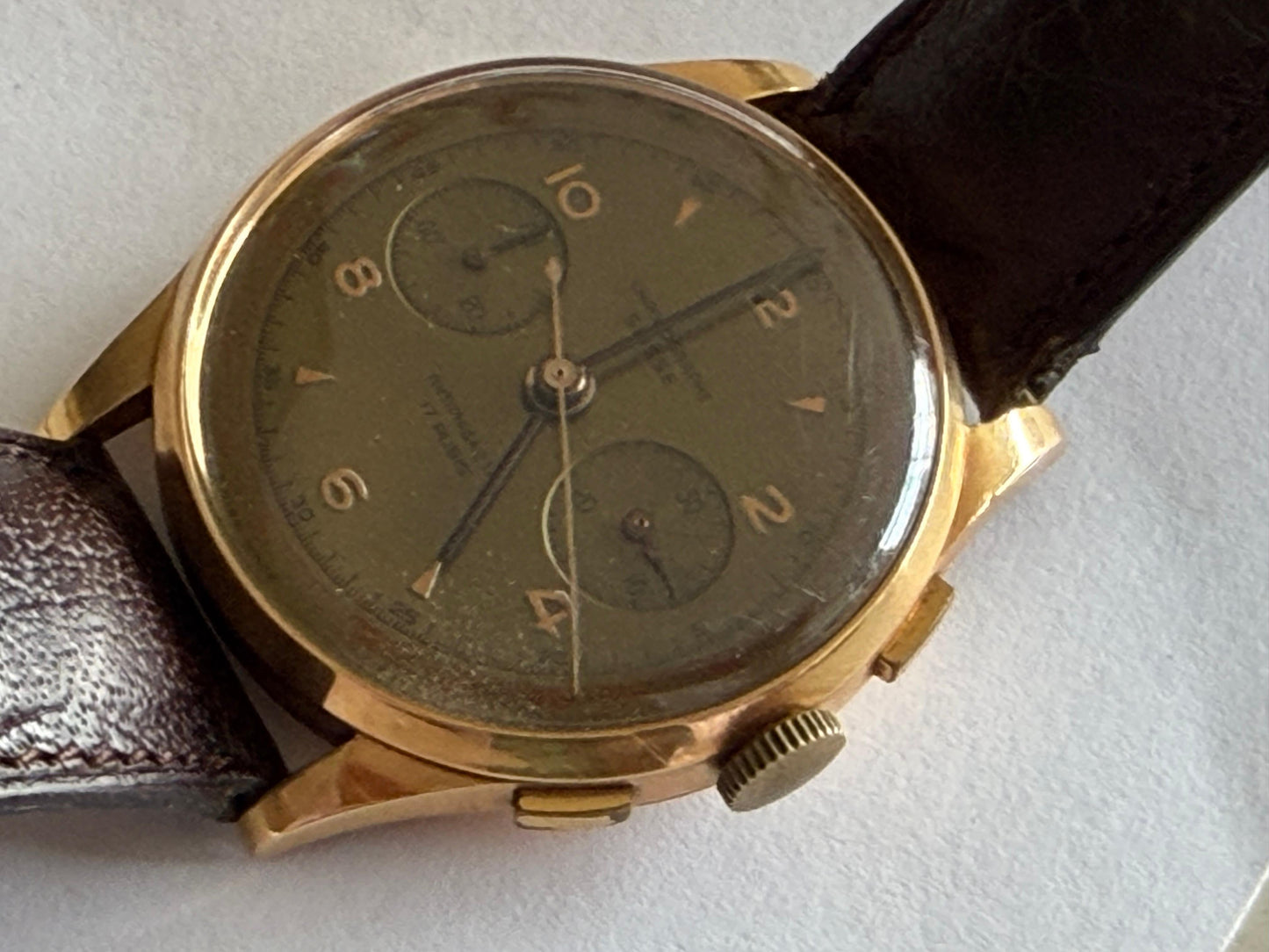 Frisman Vintage Chronograph Suisse 18K Rose Gold Two-Register Antimagnetic Watch
