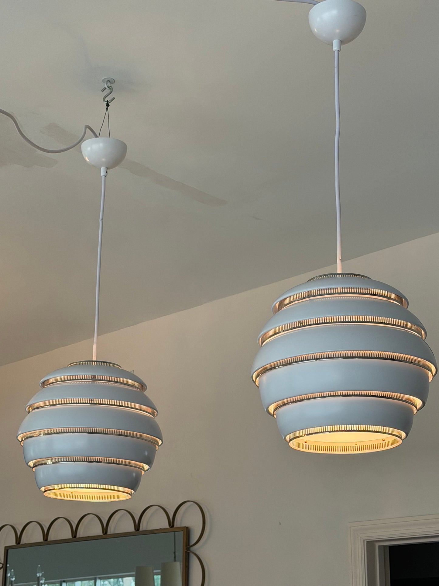 Frisman Vintage A Pair Of Alvar Aalto Beehive Lamps Model A331 Finland White Pendants