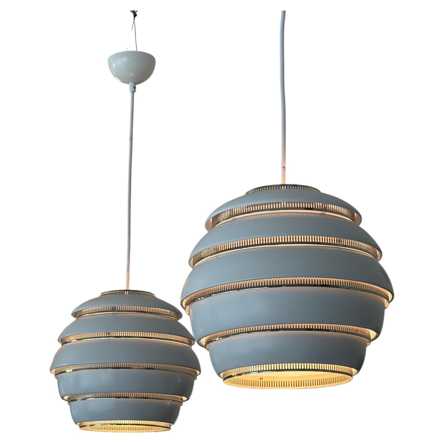 Frisman Vintage A Pair Of Alvar Aalto Beehive Lamps Model A331 Finland White Pendants