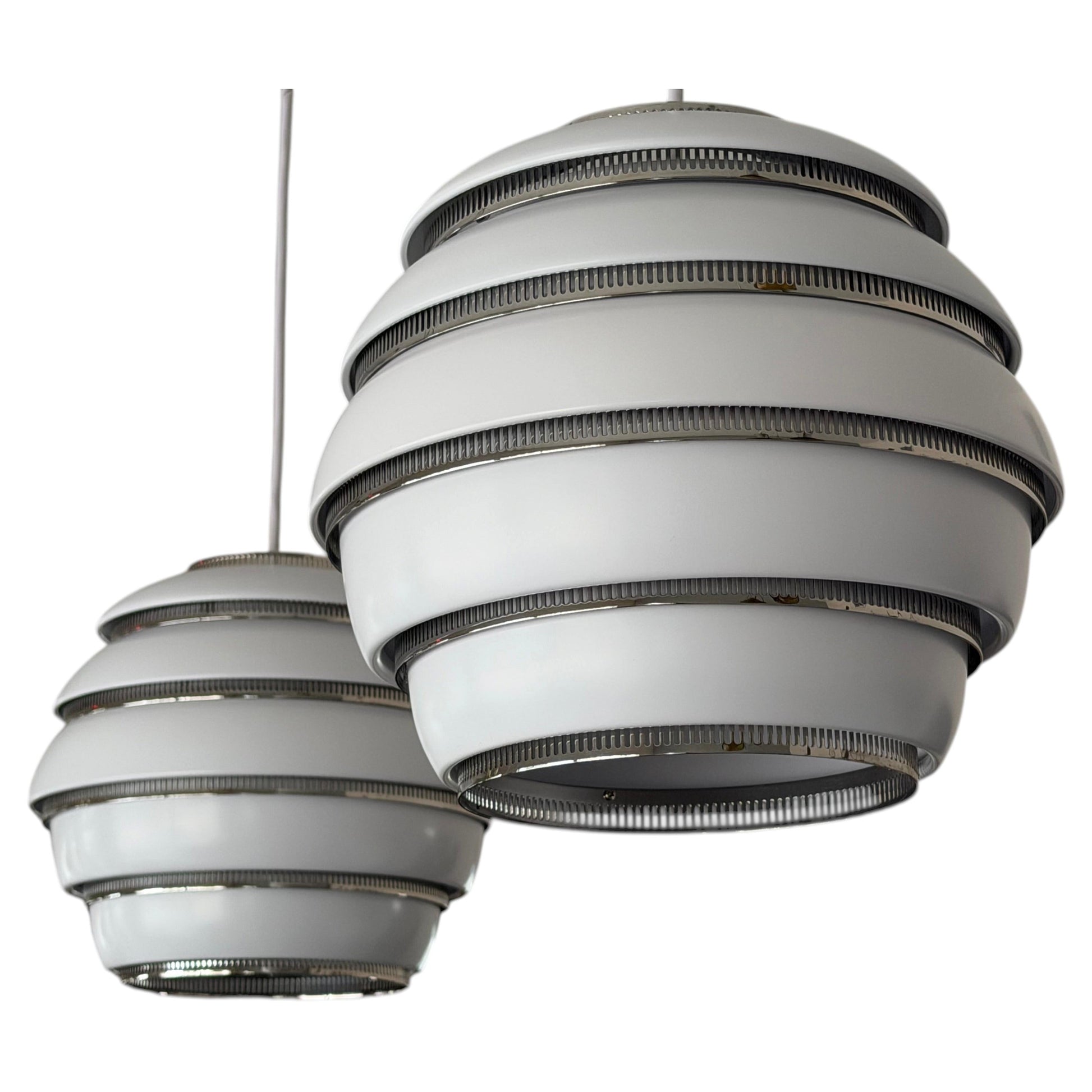 Frisman Vintage A Pair Of Alvar Aalto Beehive Lamps Model A331 Finland White Pendants