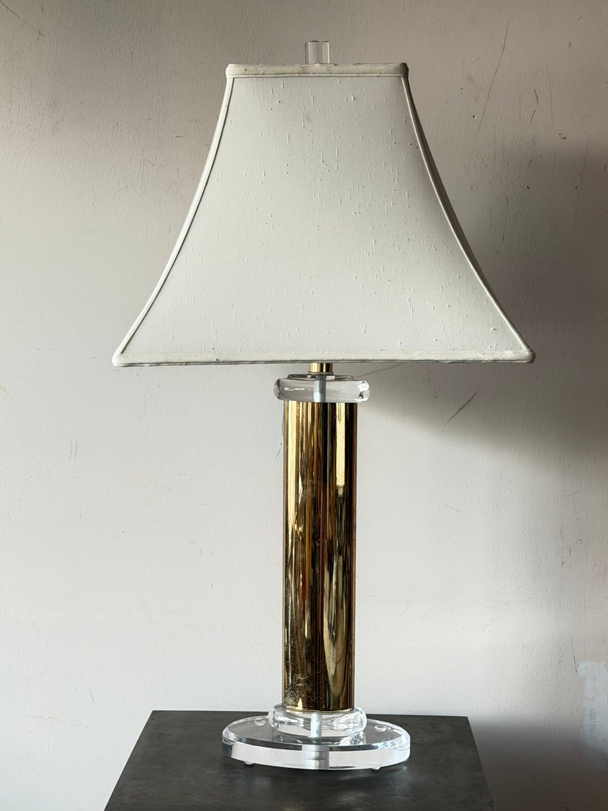 Frisman Vintage Lucite And Brass Table Lamp Post Modern Miami Regency Style 1991