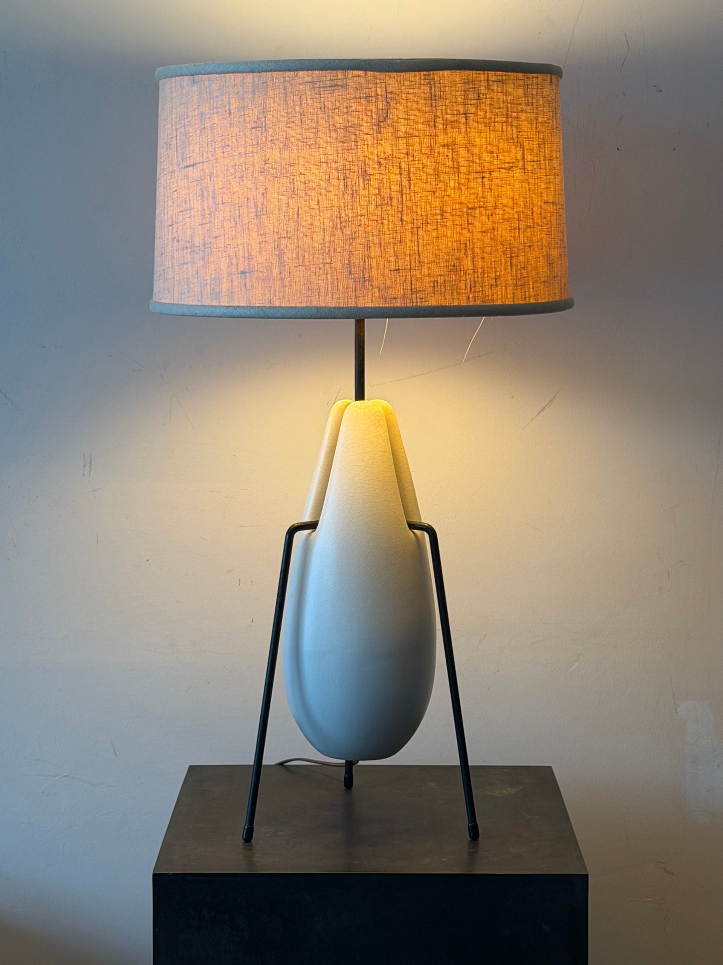 Frisman Vintage Ben Seibel For Raymor Wrought Iron And Ceramic Tripod Modernist Lamp 1950's