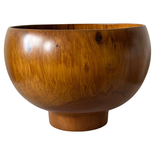 Frisman Vintage Ed Moulthrop Large Bowl in Figured Sweetgum Wood