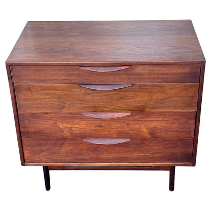 Frisman Vintage Jens Risom Dresser Walnut Ca' 1960's Mid Century