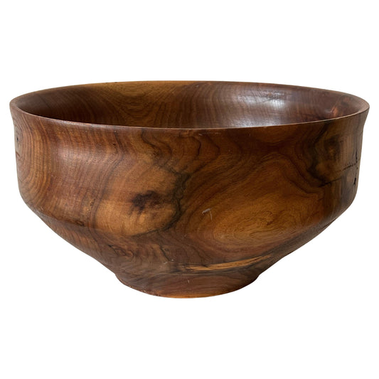 Frisman Vintage A Large Turned Walnut Bowl By Paul E. Schweisthal ca' 2005