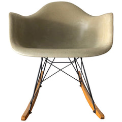 Charles Eames Classic RAR Rocking Chair Herman Miller Greige