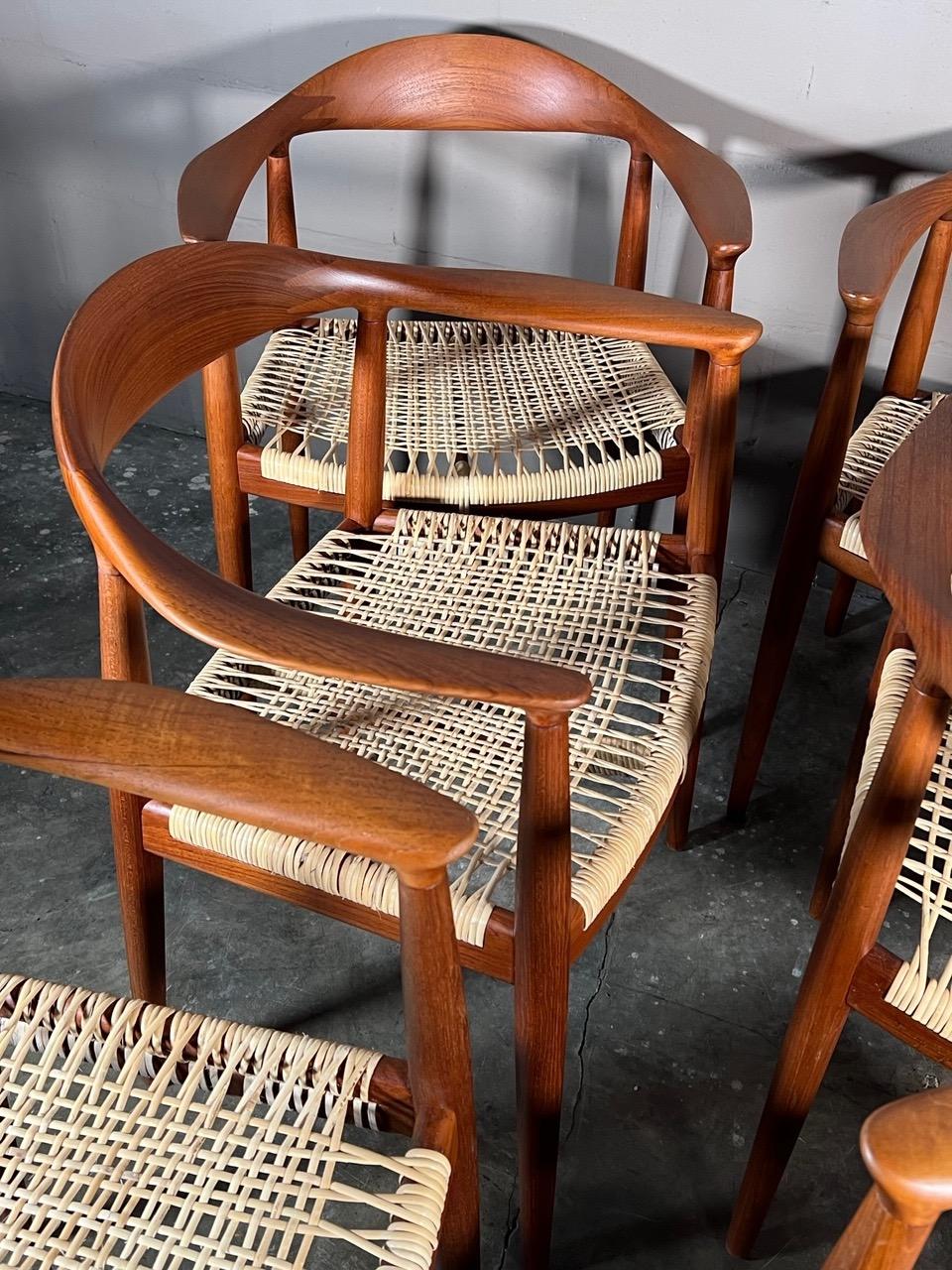 Set of Six Classic Chairs by Hans Wegner Johannes Hansen, Denmark