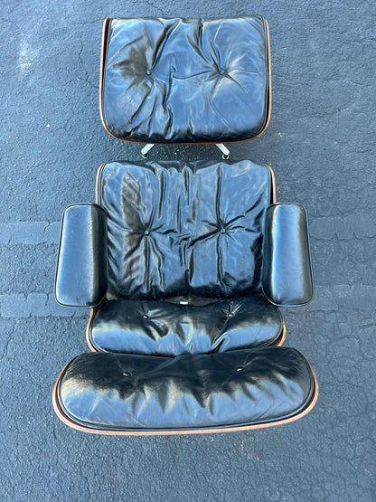 Original Charles Eames Herman Miller Lounge Chair and Ottoman 1950's