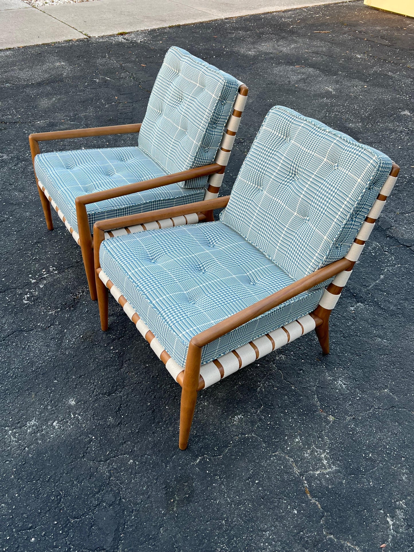 A Pair Of T.H.Robsjohn-Gibbings Strap Lounge Chairs Vintage 1950's