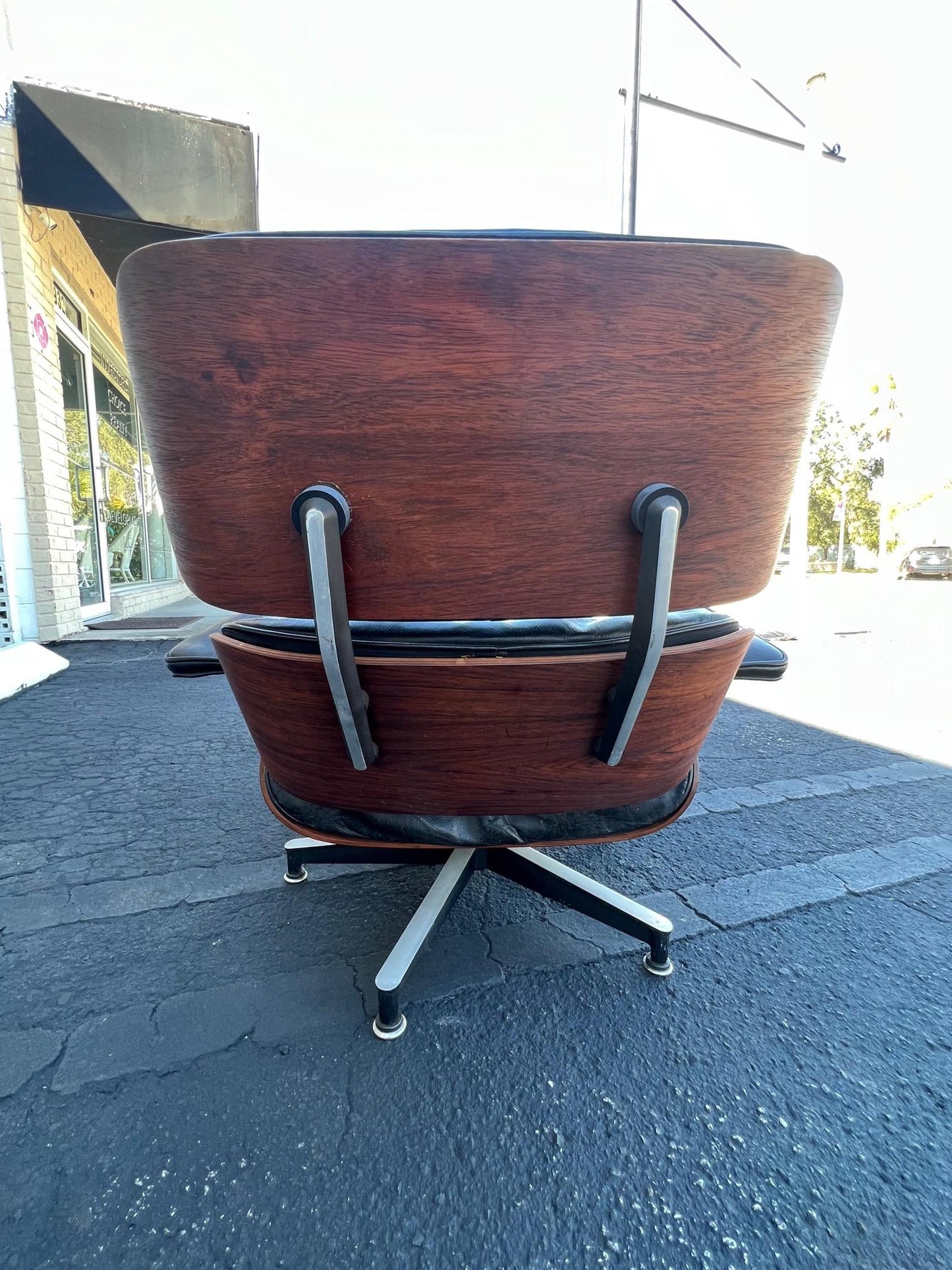 Original Charles Eames Herman Miller Lounge Chair and Ottoman 1950's