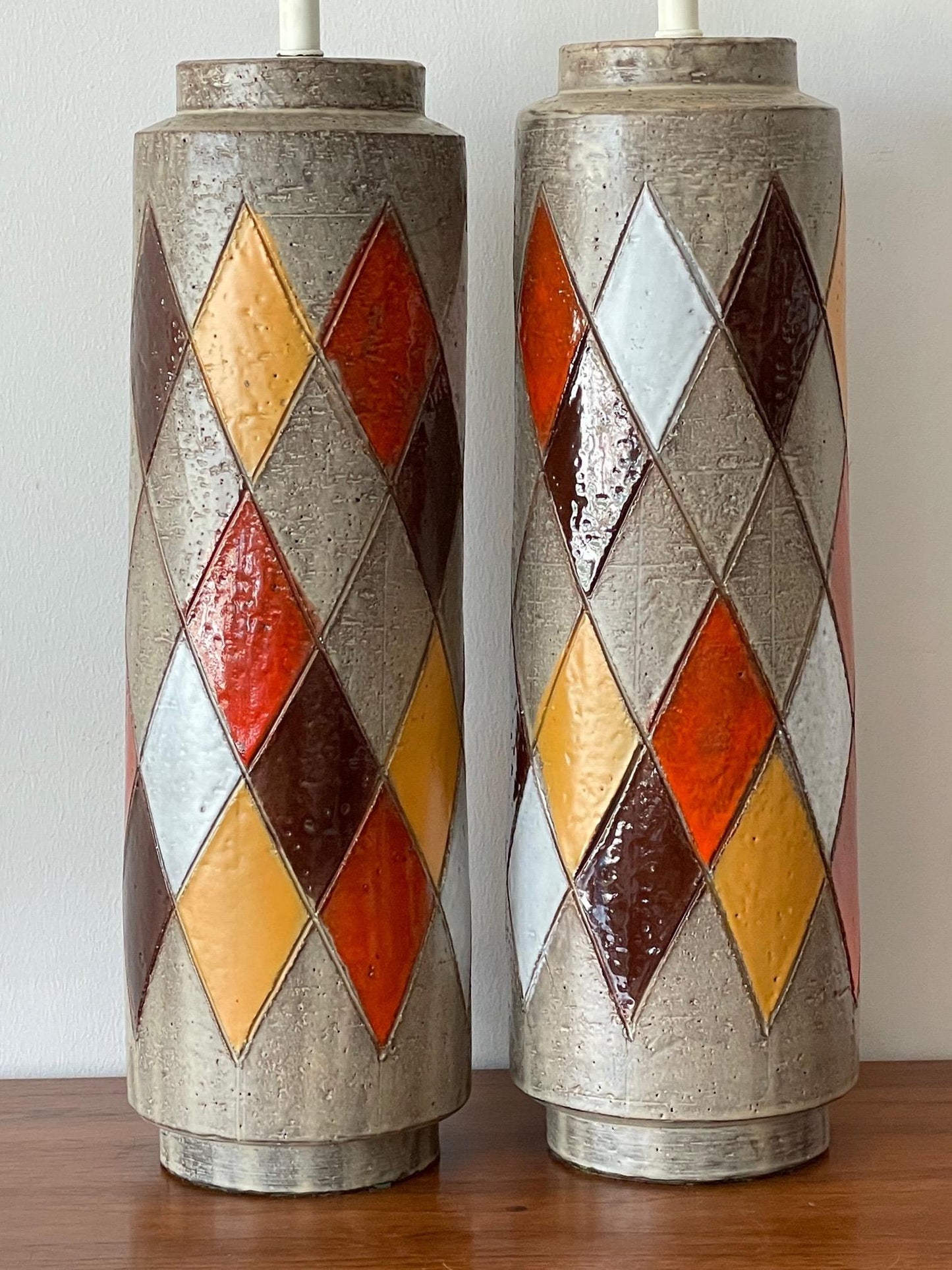 Pair of Aldo Londi Bitossi Cermaic Lamps Harlequin Pattern