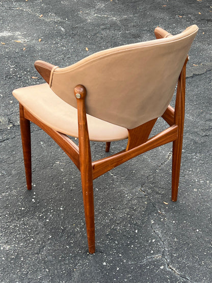 Classic Arne Vodder Leather And Teak Chair For Mahjongg Holland 1964