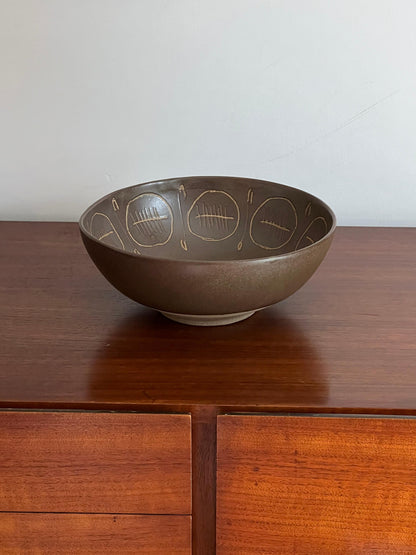 Large Martz Centerpiece Bowl by Jane and Gordon Martz, Marshall Studios, Ceramic