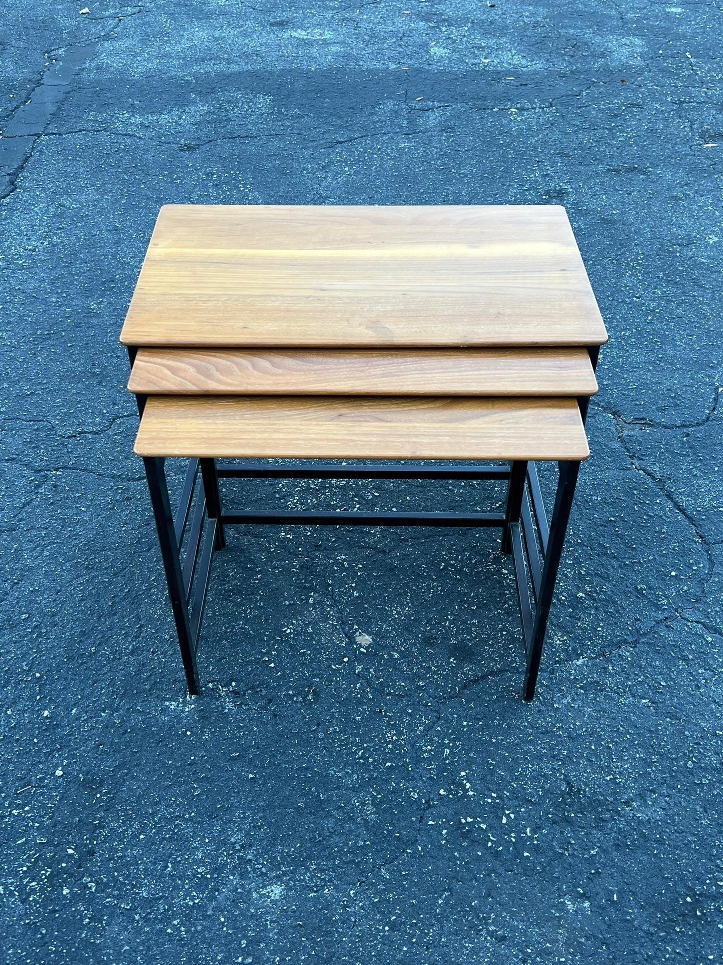 Vintage Dunbar Nesting Tables in Sap Walnut ca' 1950's