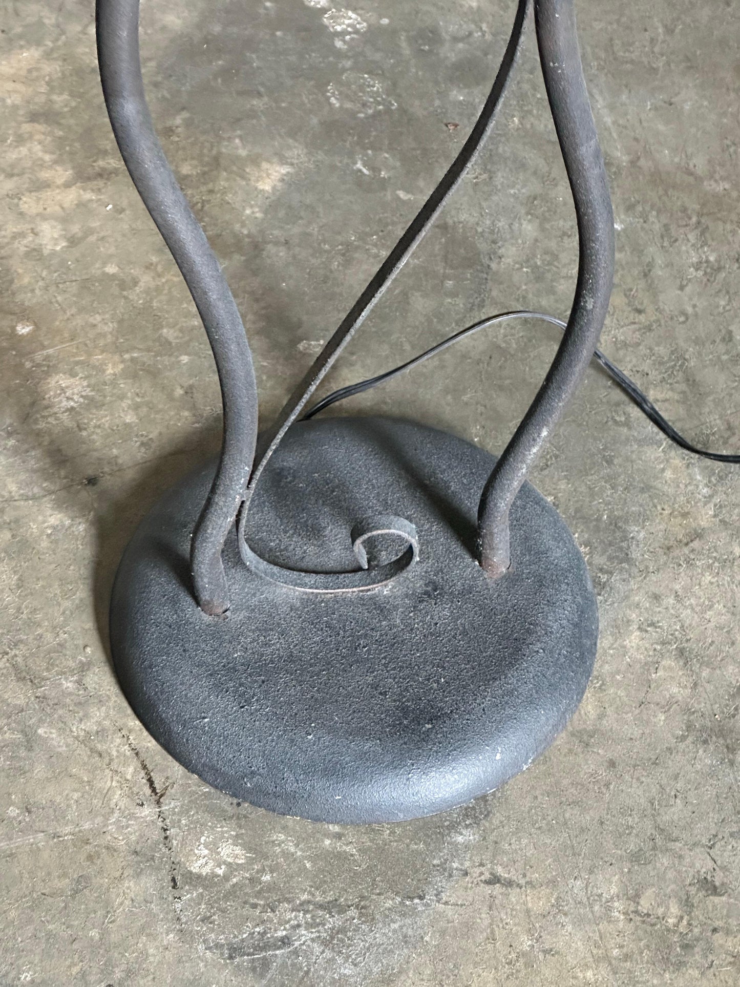 Frisman Vintage 1980s American Modernist Designer Postmodern Metal and Acrylic Floor Lamp