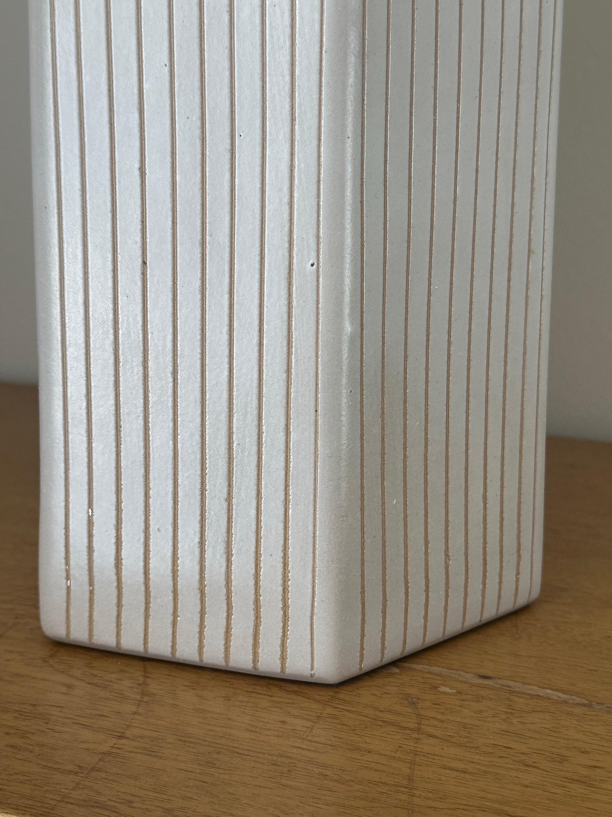 Frisman Vintage Hexagon Martz Lamp by Jane and Gordon Martz for Marshall Studios