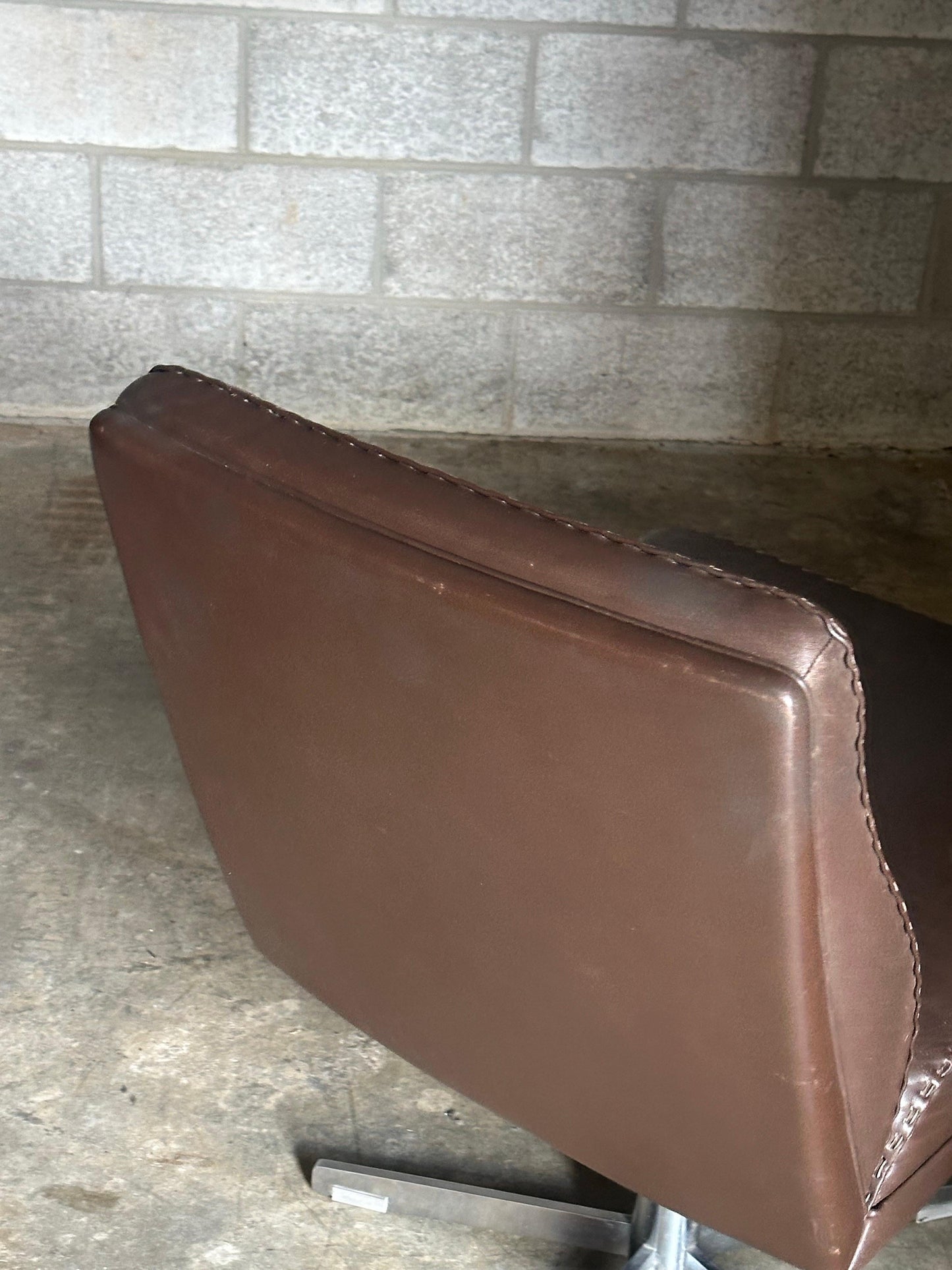 Frisman Vintage 1970s De Sede Leather and Metal Swivel Chairs- A Pair