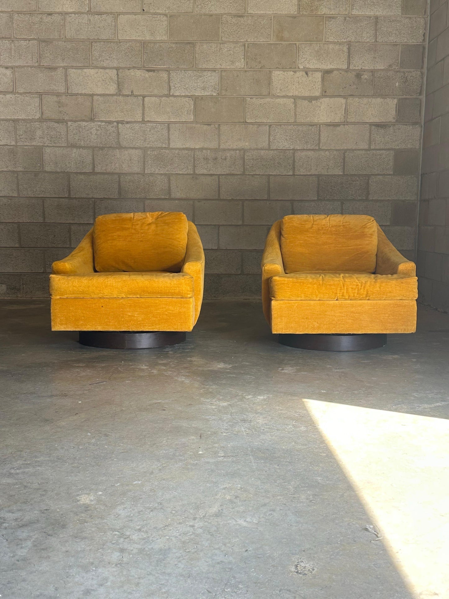 Frisman Vintage 1970s Selig of Monroe Swivel and Tilt Chairs- A Pair