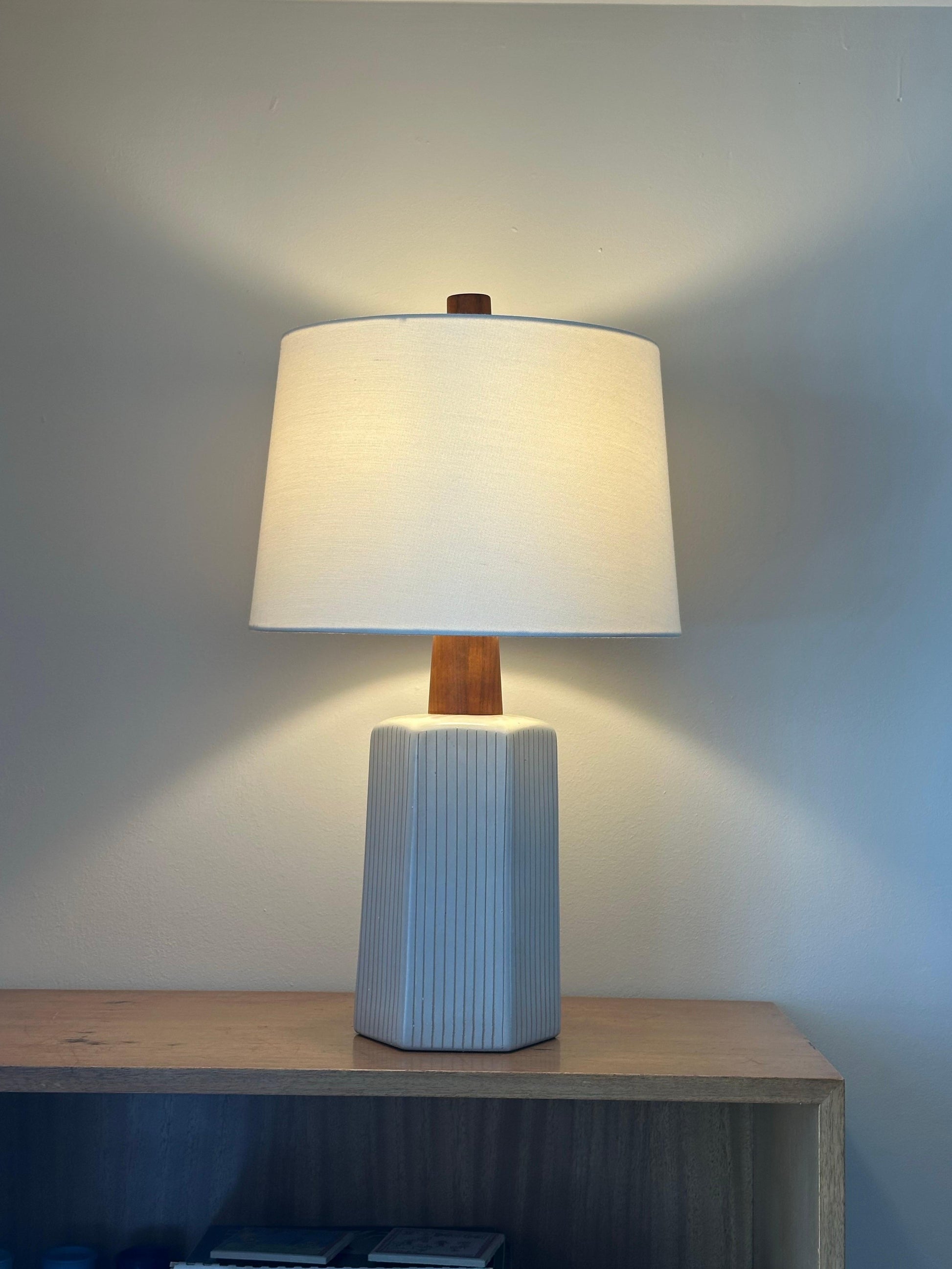 Frisman Vintage Hexagon Martz Lamp by Jane and Gordon Martz for Marshall Studios