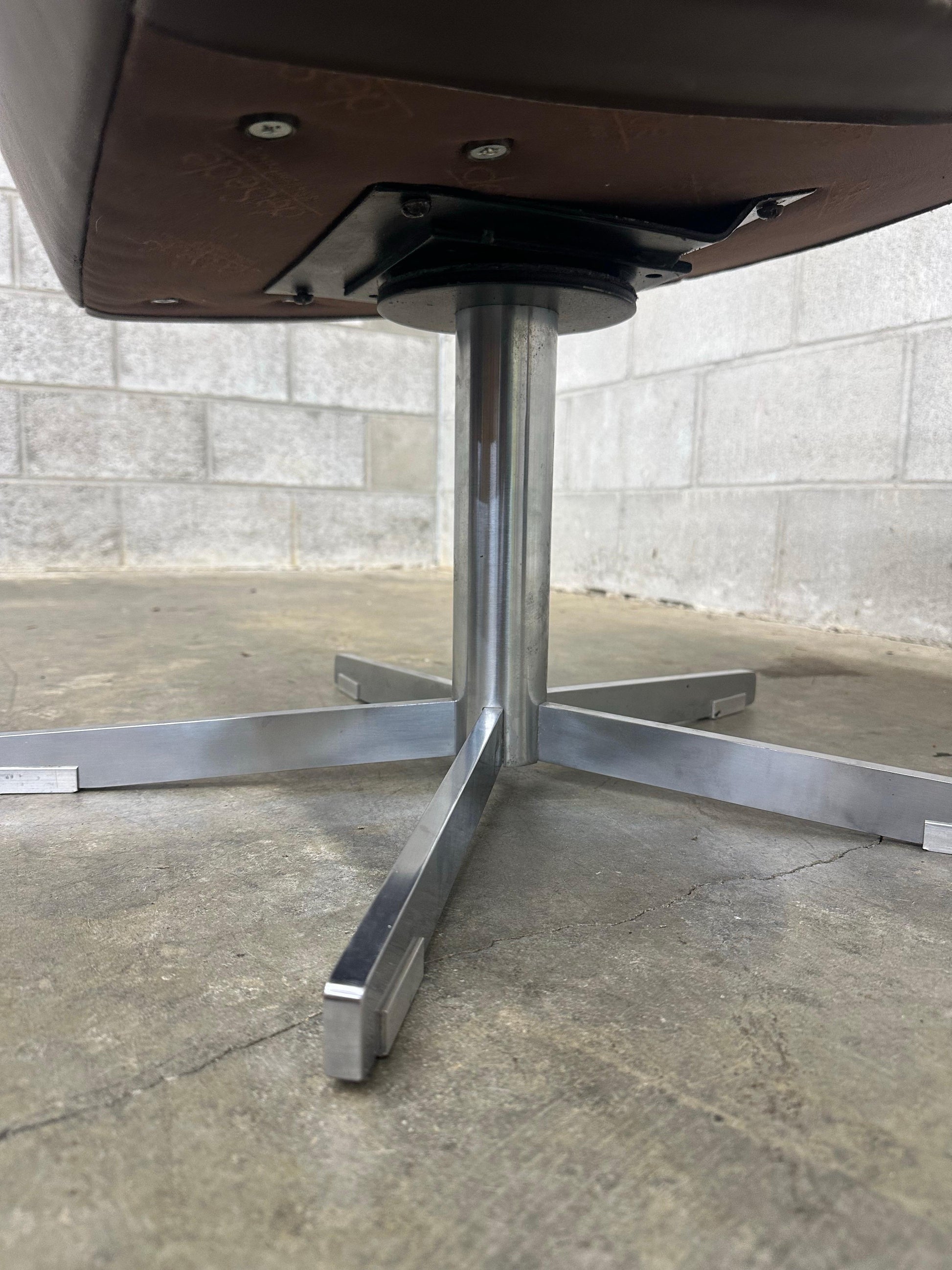 Frisman Vintage 1970s De Sede Leather and Metal Swivel Chairs- A Pair