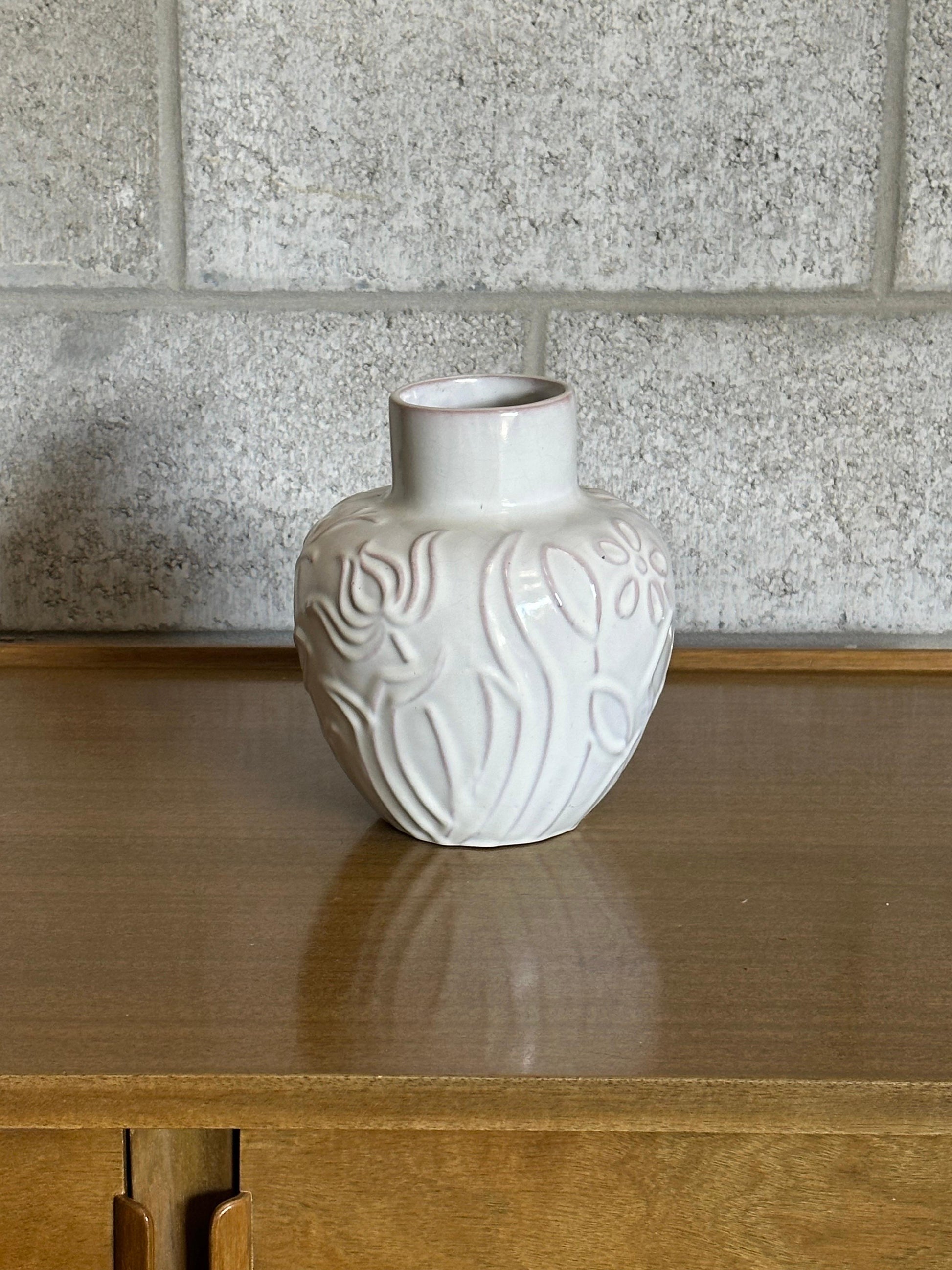 Frisman Vintage 1940s Harald Östergren Vase for Upsala-Ekeby, Sweden
